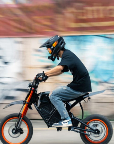 First-Time Guide to Kids' Electric Dirt Bikes: Safety, Setup, and Riding Tips