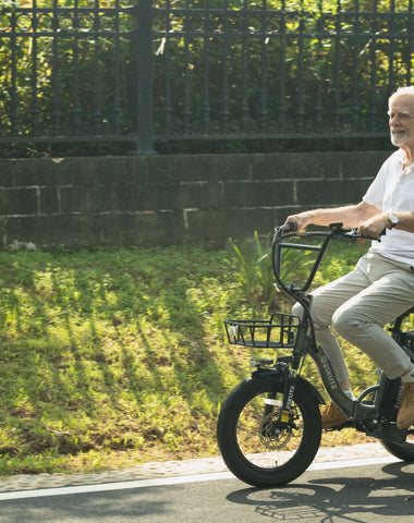 Carrying Weight on a Three-Wheel Electric Bike: Turning Techniques for Stability