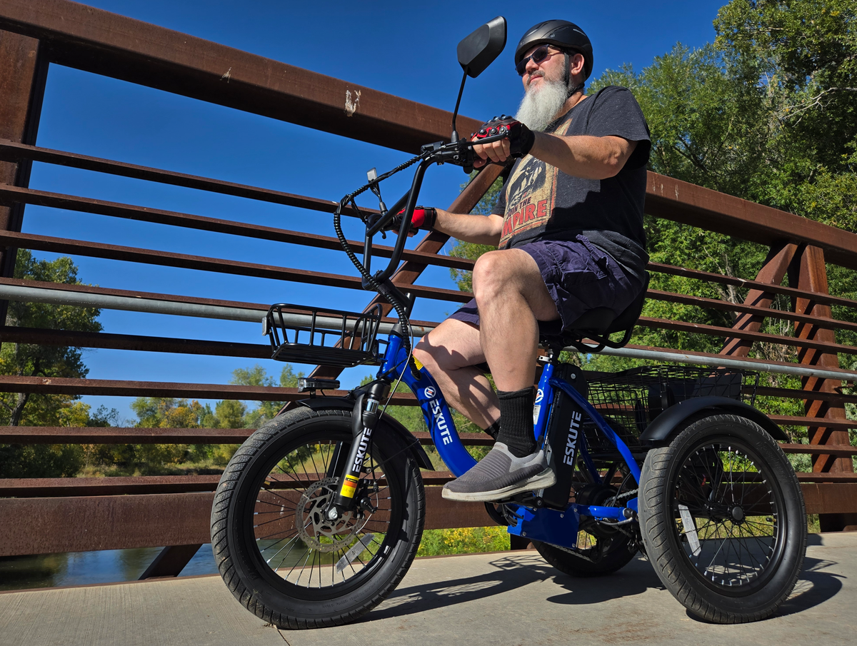 Lightweight Racing Trike 1200W 48V 499Wh Lightweight Electric Trike for Adults & Seniors Eskute ...
